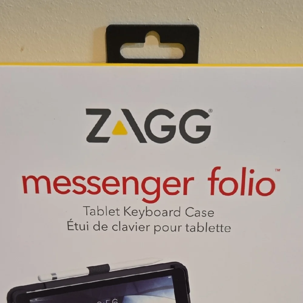 Black Tablet Keyboard Case for Enhanced Typing